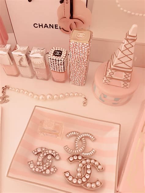 pink chanel pictures